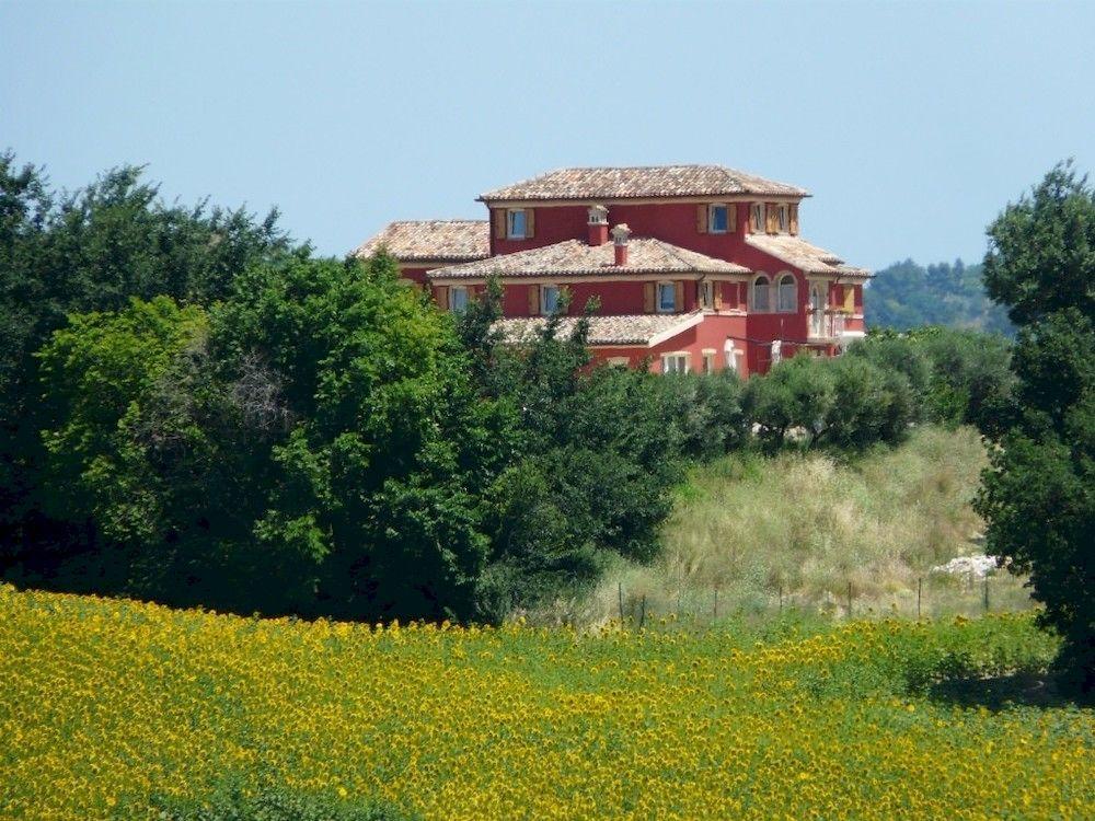 L'Antigo Granaro Guest House Agugliano Exterior photo