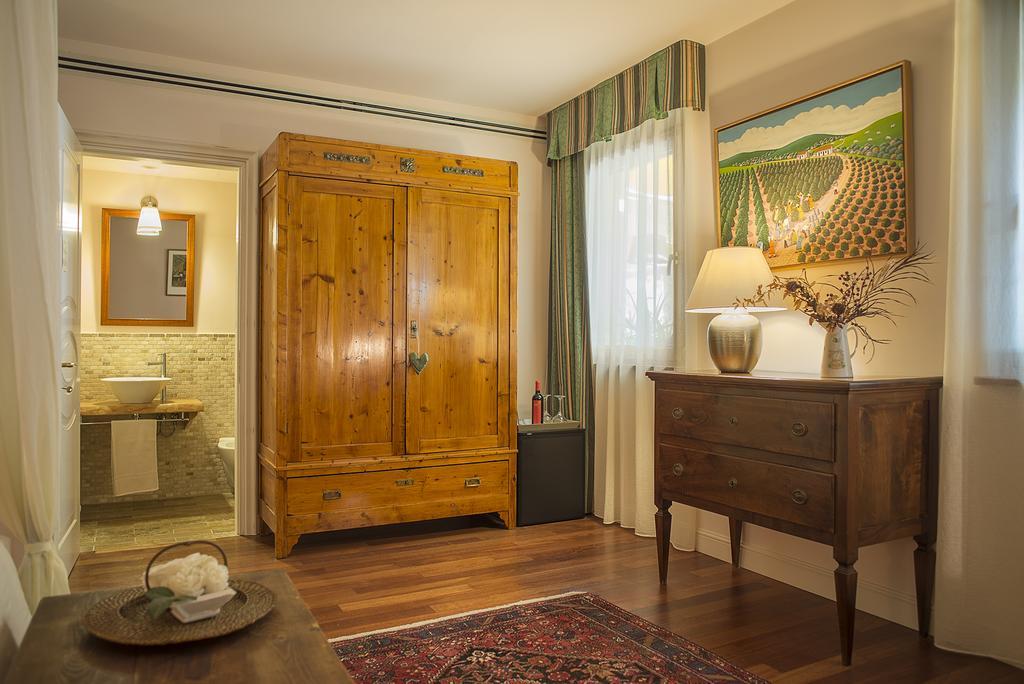 L'Antigo Granaro Guest House Agugliano Exterior photo